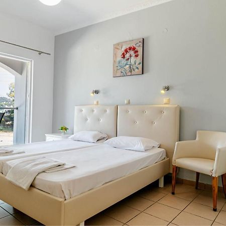 Porto Marina Aparthotel Гувія Екстер'єр фото
