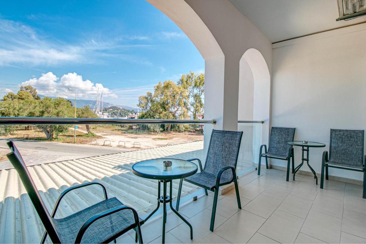 Porto Marina Aparthotel Гувія Екстер'єр фото
