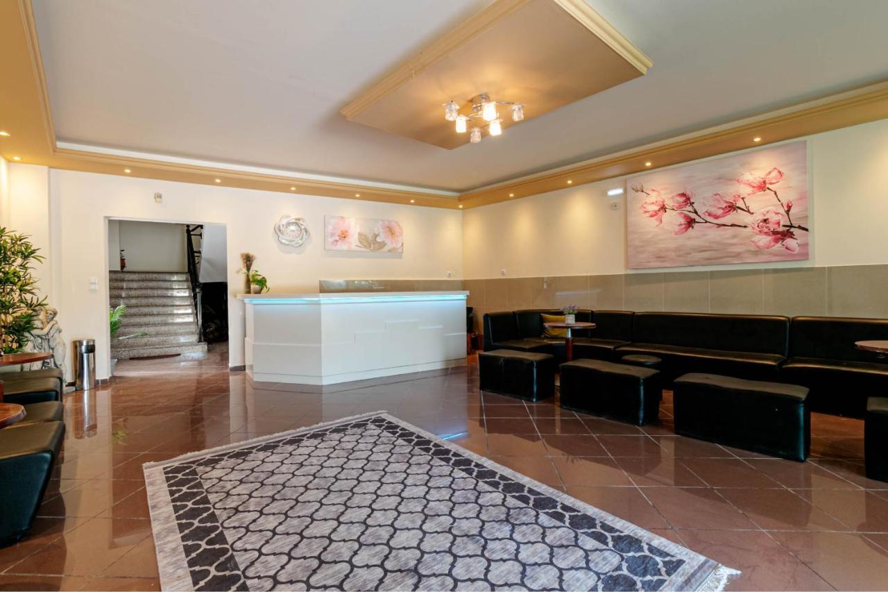 Porto Marina Aparthotel Гувія Екстер'єр фото